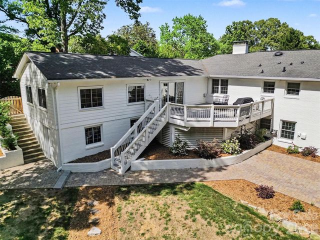 7010 Terrace Drive, Charlotte, NC 28211