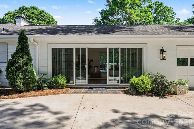 7010 Terrace Drive, Charlotte, NC 28211