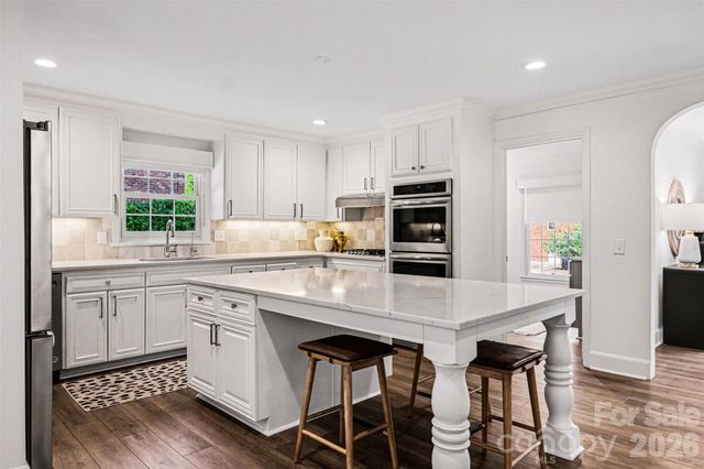 7010 Terrace Drive, Charlotte, NC 28211