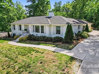 7010 Terrace Drive, Charlotte, NC 28211