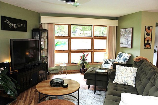 460 W GORE Road, Erie, PA 16509