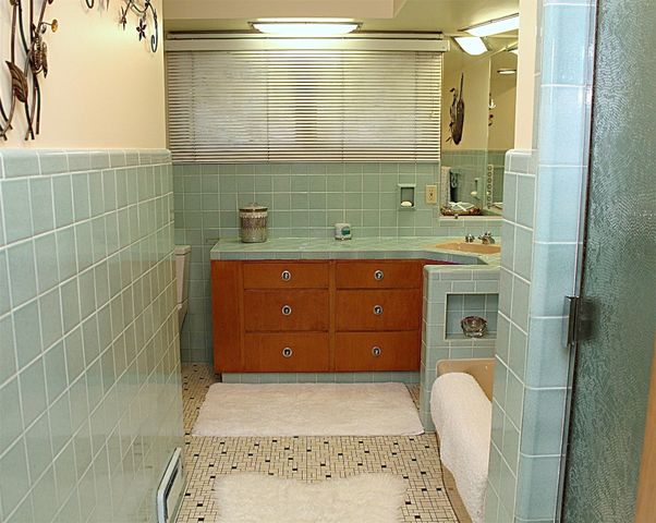 460 W GORE Road, Erie, PA 16509