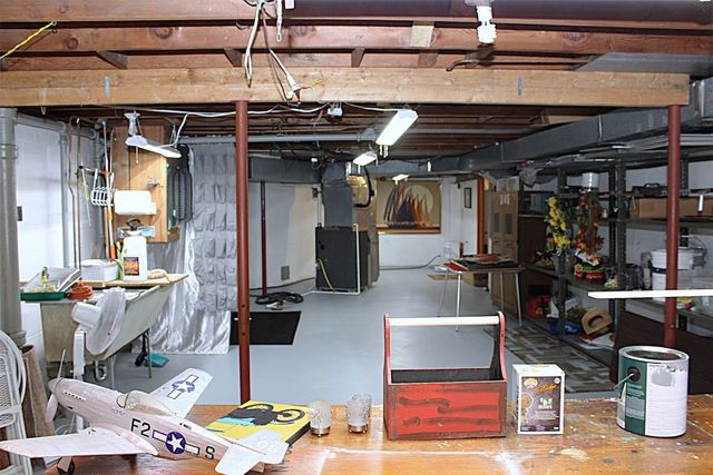 460 W GORE Road, Erie, PA 16509