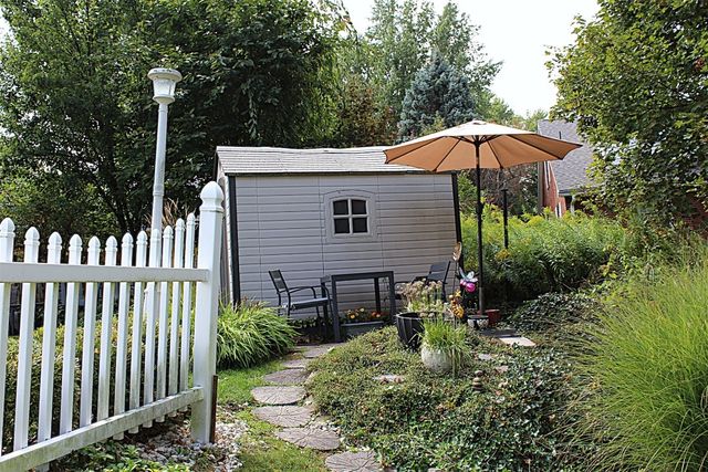 460 W GORE Road, Erie, PA 16509
