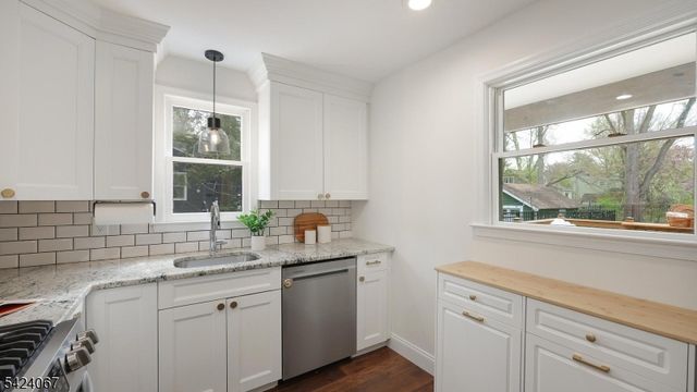 134 W Oak St, Bernards Twp., NJ 07920