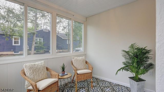 134 W Oak St, Bernards Twp., NJ 07920