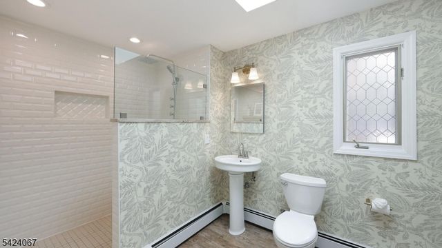 134 W Oak St, Bernards Twp., NJ 07920