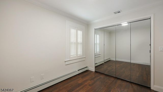 134 W Oak St, Bernards Twp., NJ 07920