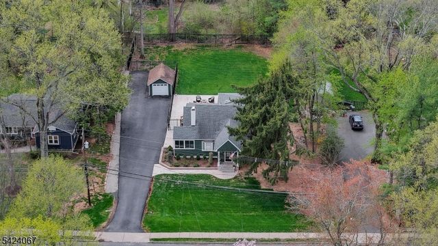 134 W Oak St, Bernards Twp., NJ 07920