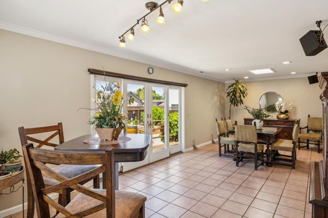 333 Schroeder Street, Sunnyvale, CA 94085