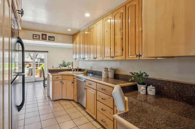 333 Schroeder Street, Sunnyvale, CA 94085