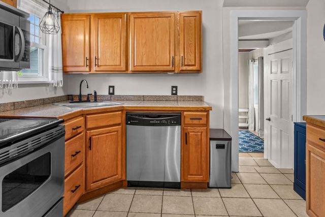 2724 S Rose Street, Kalamazoo, MI 49001