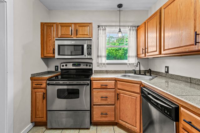 2724 S Rose Street, Kalamazoo, MI 49001