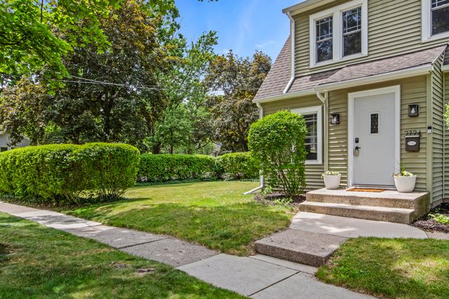 2724 S Rose Street, Kalamazoo, MI 49001