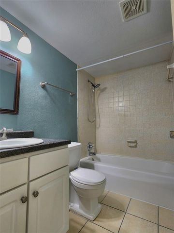 507 NW 39TH RD 237, Gainesville, FL 32607