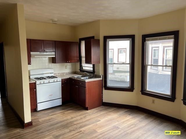 98 County St., New Bedford, MA 02744