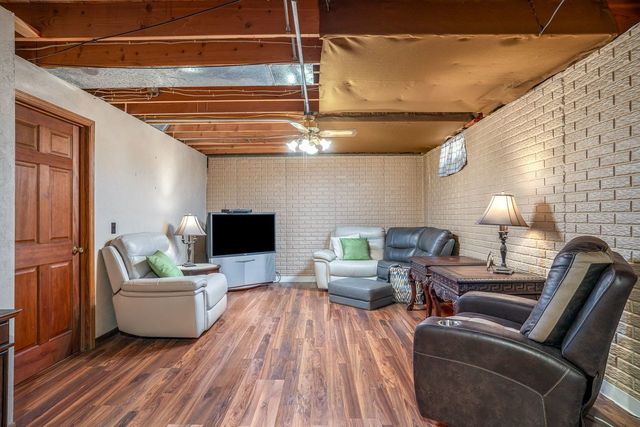 3305 W 66th Street, Davenport, IA 52806