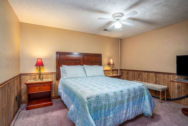 3305 W 66th Street, Davenport, IA 52806