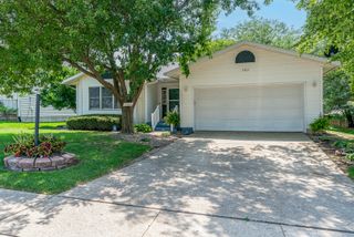 3305 W 66th Street, Davenport, IA 52806