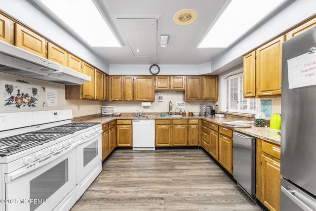 701 Orchid Street, Whiting, NJ 08759