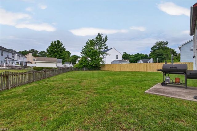 15 Tripp TER, Hampton, VA 23666