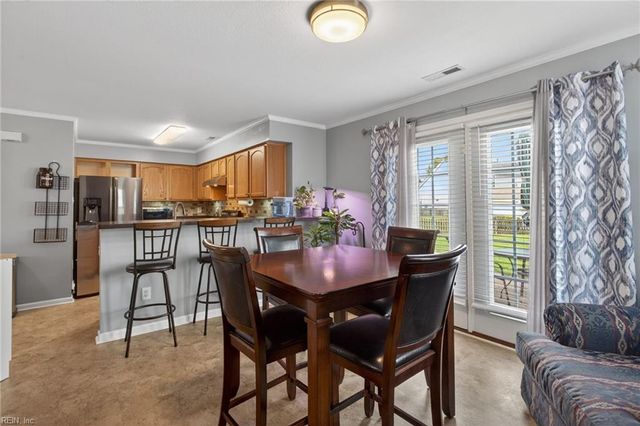 15 Tripp TER, Hampton, VA 23666