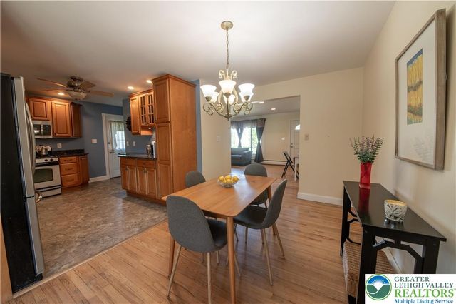 4882 Pine Grove Circle, Lower Macungie Twp, PA 18106