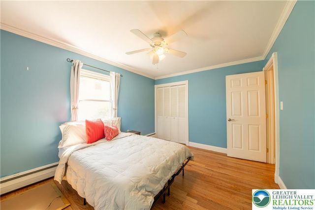 4882 Pine Grove Circle, Lower Macungie Twp, PA 18106