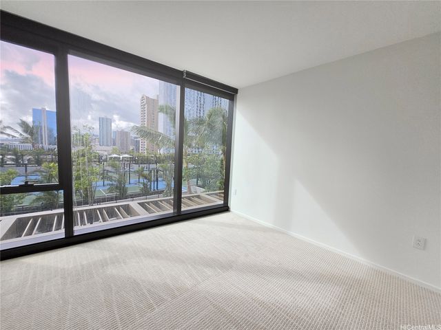 333 Ward Avenue 915, Honolulu, HI 96814