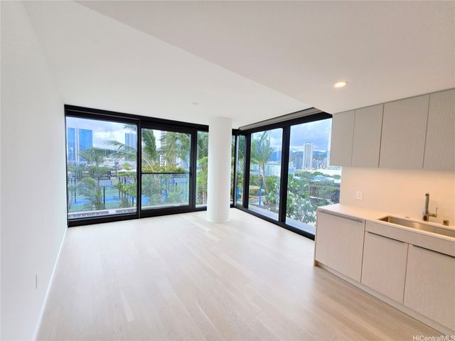 333 Ward Avenue 915, Honolulu, HI 96814