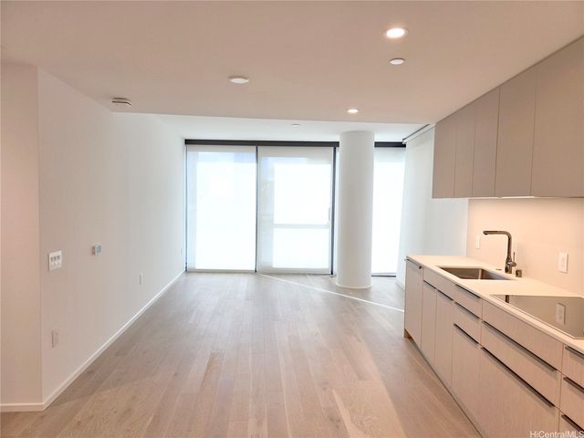 333 Ward Avenue 915, Honolulu, HI 96814
