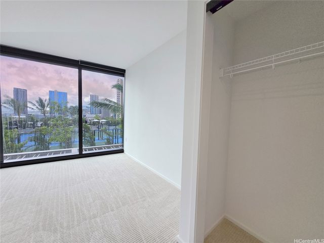 333 Ward Avenue 915, Honolulu, HI 96814