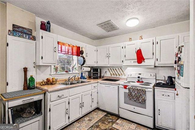 1015 Jefferson Highway, Winder, GA 30680