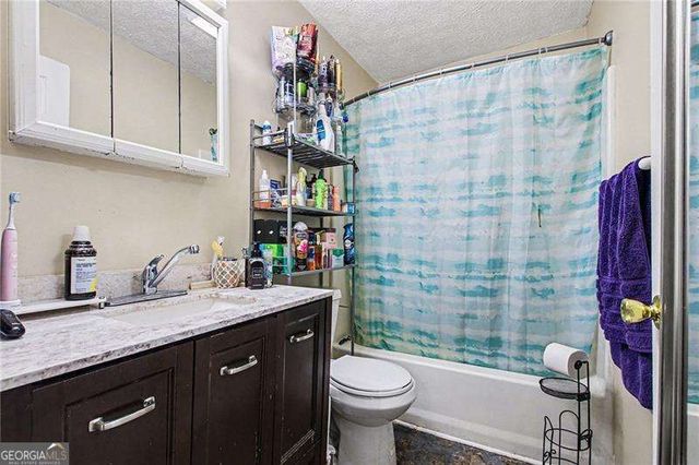 1015 Jefferson Highway, Winder, GA 30680
