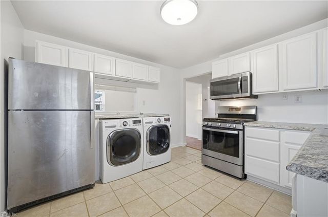 60 Greeneland BLVD, Portsmouth, VA 23701