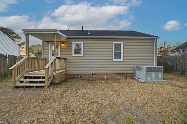 60 Greeneland BLVD, Portsmouth, VA 23701