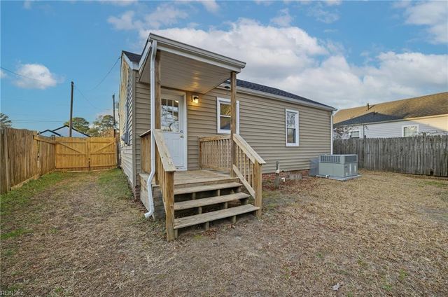 60 Greeneland BLVD, Portsmouth, VA 23701