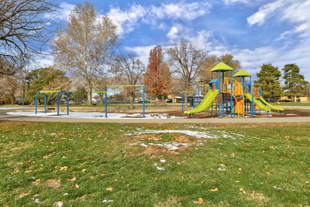 8807 Cordova Avenue NE, Albuquerque, NM 87112