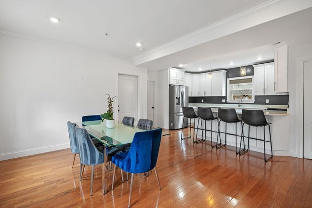 28 Baltimore St 4, Lynn, MA 01902