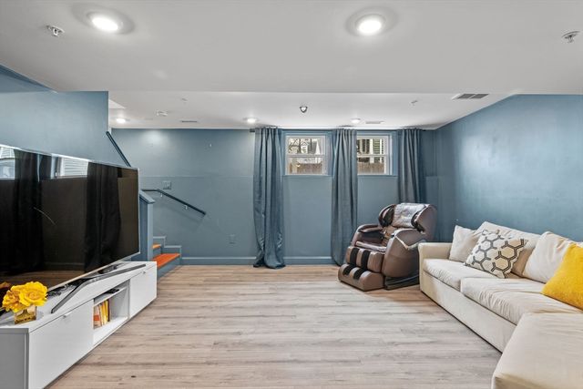 28 Baltimore St 4, Lynn, MA 01902