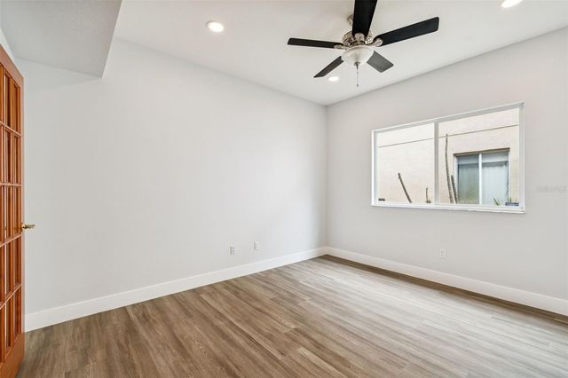 18154 SANDY POINTE DRIVE, Tampa, FL 33647