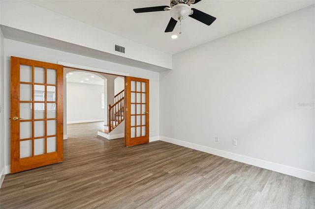 18154 SANDY POINTE DRIVE, Tampa, FL 33647