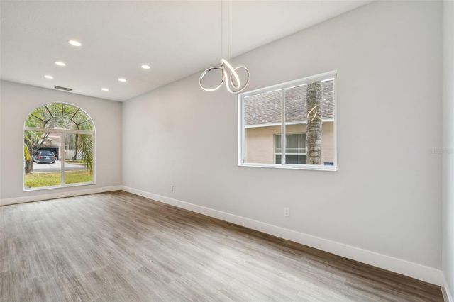 18154 SANDY POINTE DRIVE, Tampa, FL 33647