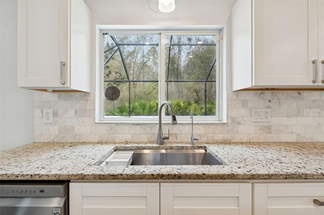 18154 SANDY POINTE DRIVE, Tampa, FL 33647