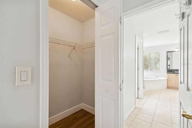 18154 SANDY POINTE DRIVE, Tampa, FL 33647