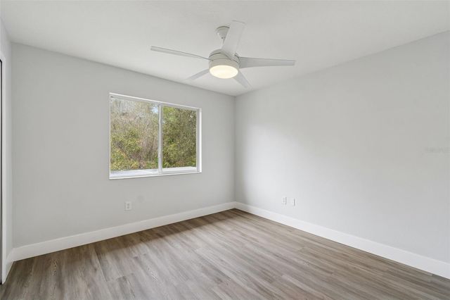 18154 SANDY POINTE DRIVE, Tampa, FL 33647