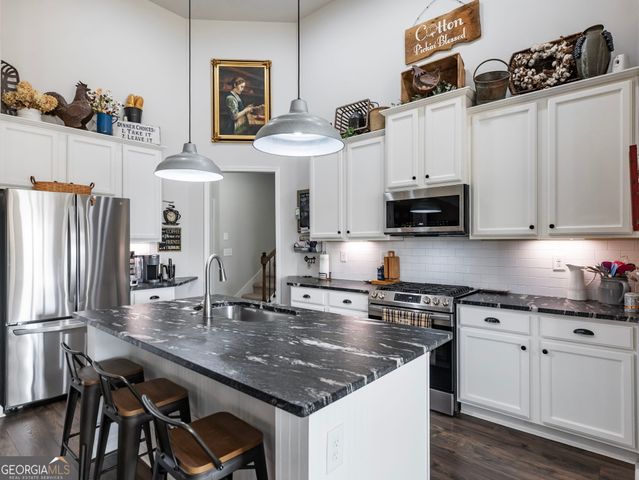 820 Lakeview Bend Circle, Jefferson, GA 30549