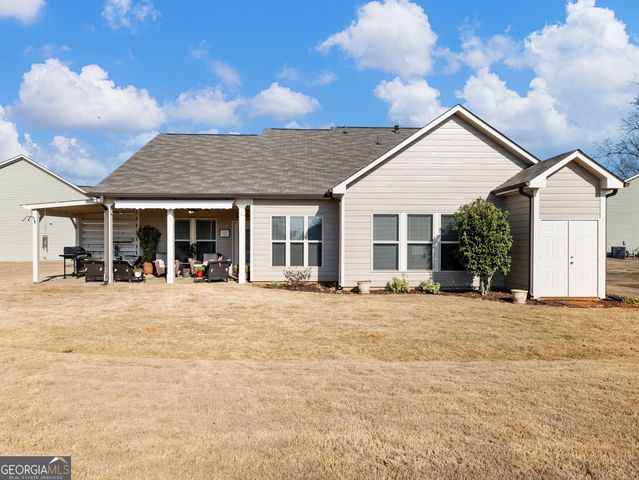 820 Lakeview Bend Circle, Jefferson, GA 30549