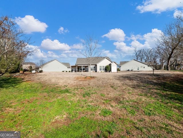 820 Lakeview Bend Circle, Jefferson, GA 30549