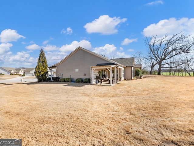 820 Lakeview Bend Circle, Jefferson, GA 30549